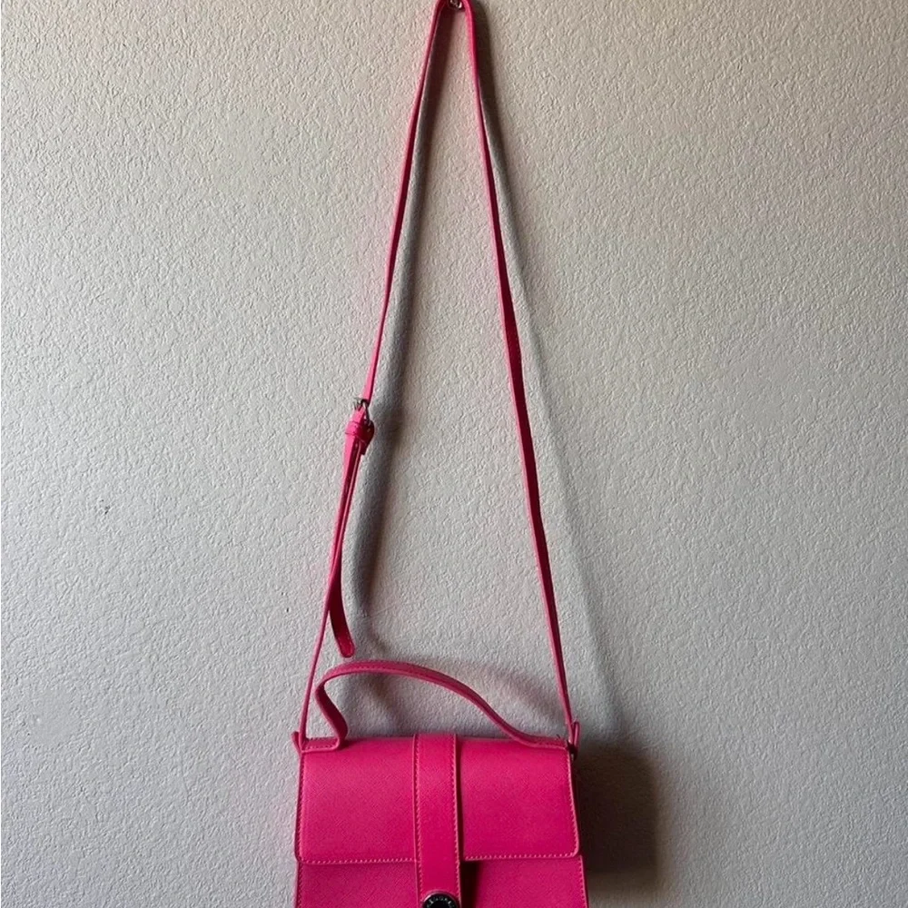 Kendall & Kylie Vibrant Pink Crossbody Bag - Picture 3 of 4